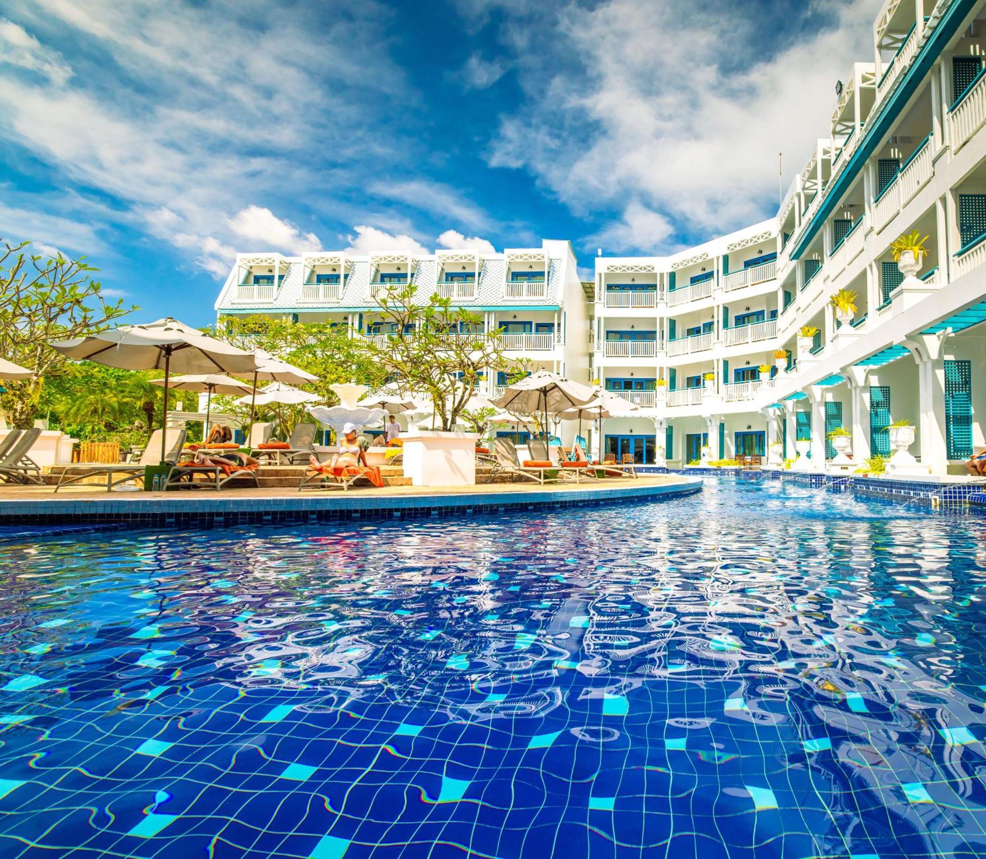 普吉岛-安达曼海景度假村 Pl-Andaman Seaview Resort Karon 外观 照片